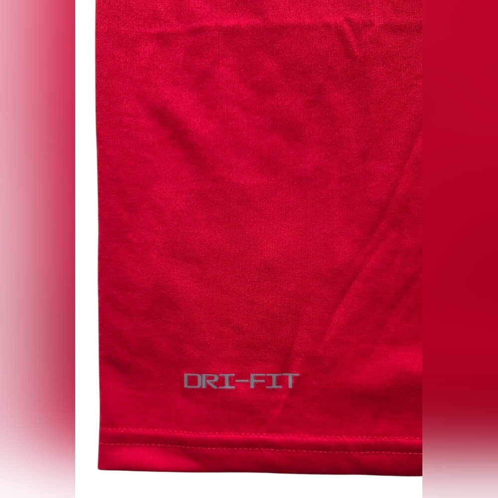Nike NWT XL Red Dri Fit Performance Shirt Gym Shirt Extra Large - Picture 6 of 8